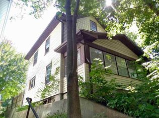 1219 25th St, Rock Island, IL 61201