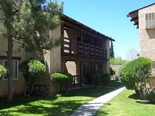 2040 W Avenue J13 APT 1, Lancaster, CA 93536