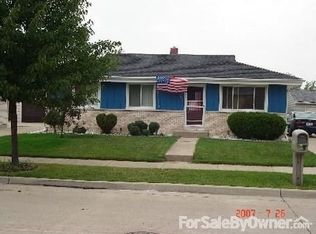 5120 63rd St, Kenosha, WI 53142