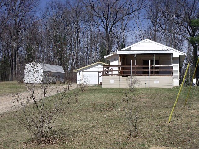 1st image of 227 Windsor Dr