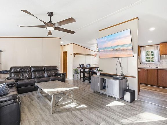 4th image of 106 Browns Rd