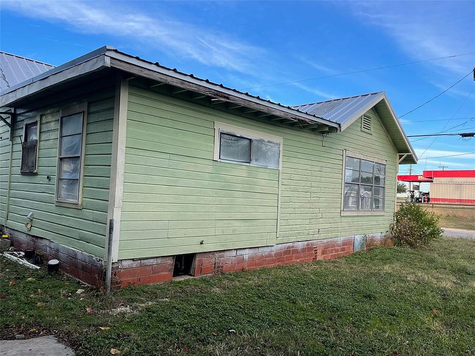 801 W Belknap St, Jacksboro, TX 76458 | MLS #20207640 | Zillow