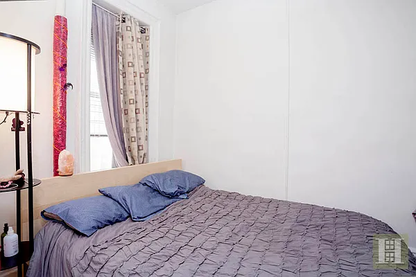 Rented by Halstead Real Estate | media 27