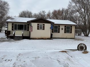 4017 3rd Ave E, Williston, ND 58801