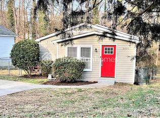 3825 Oakwood Rd, Charlotte, NC 28269