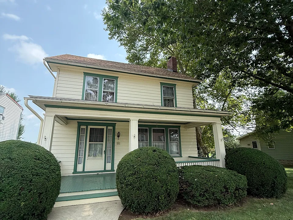 53 College Ave