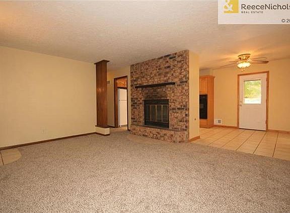 3rd image of 14405 E 37th Ter S