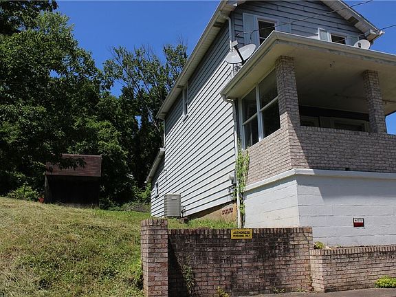 2nd image of 12 Bentley Dr