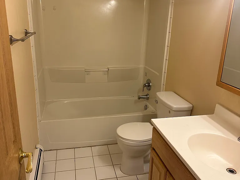124 E Bailey Rd #L — Photo 12