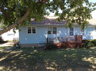 307 E Main St, Elmwood, IL 61529