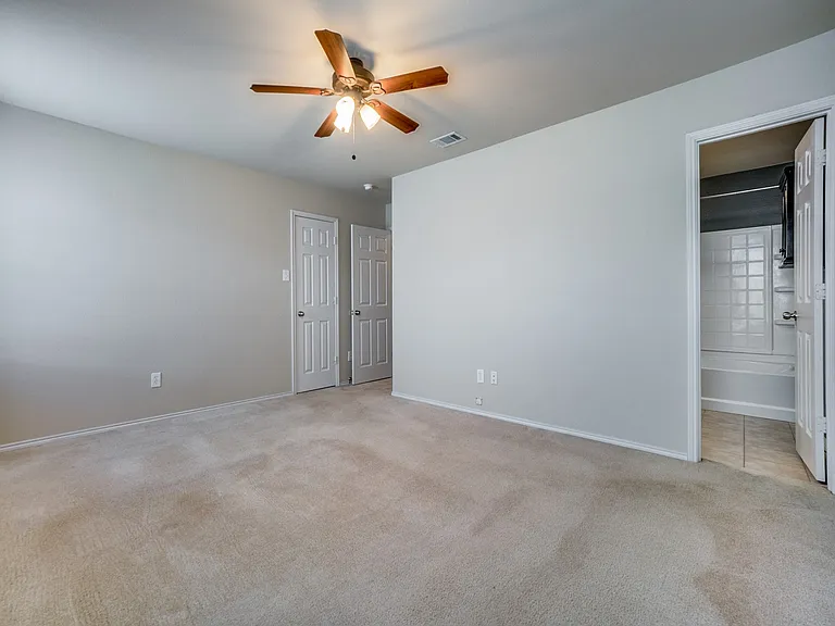 76 Daisy Dr — Photo 5