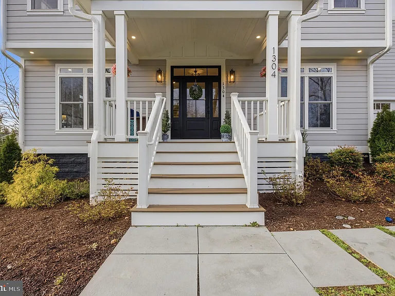 1304 Gahant Rd — Photo 4