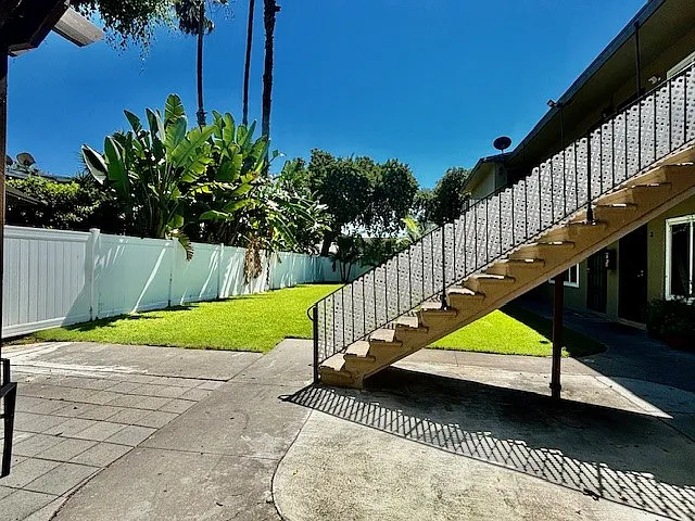 1835 W Crestwood Ln #H10 — Photo 38
