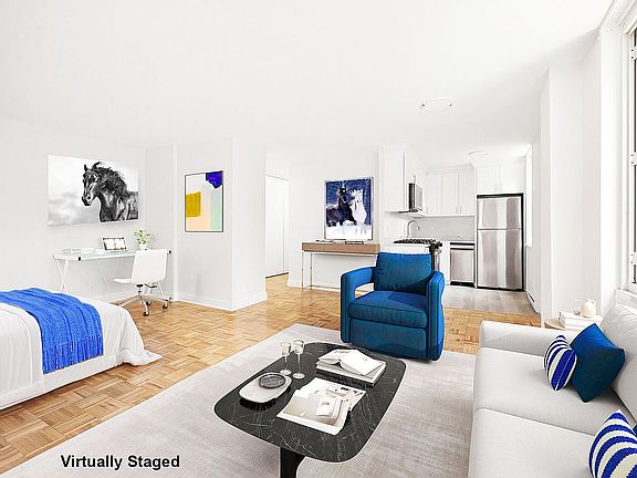 3rd image of 575 Main St APT 711