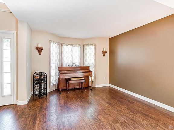 5th image of 4325 Napa Valley Dr