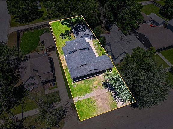 5th image of 1110 W 3rd St