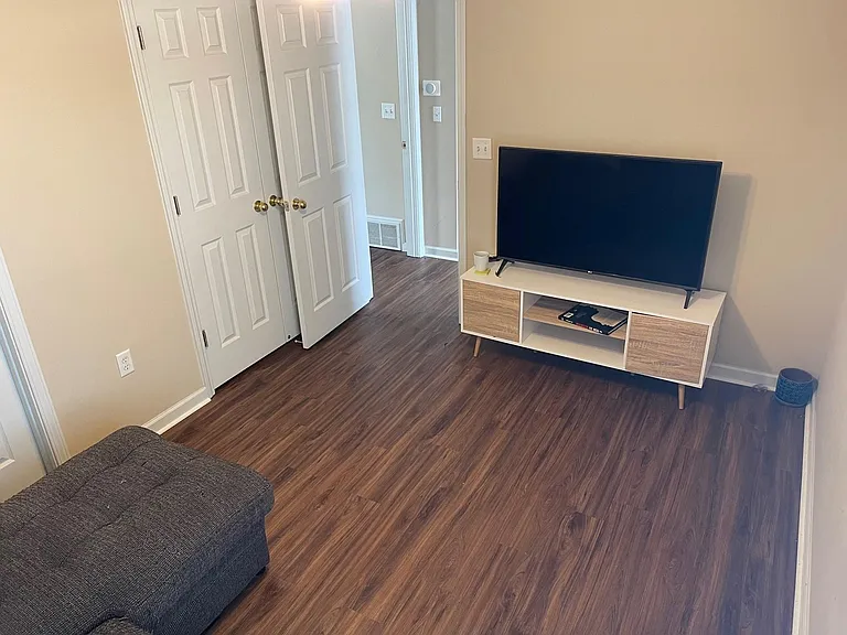1136 Misty Isle Dr — Photo 8