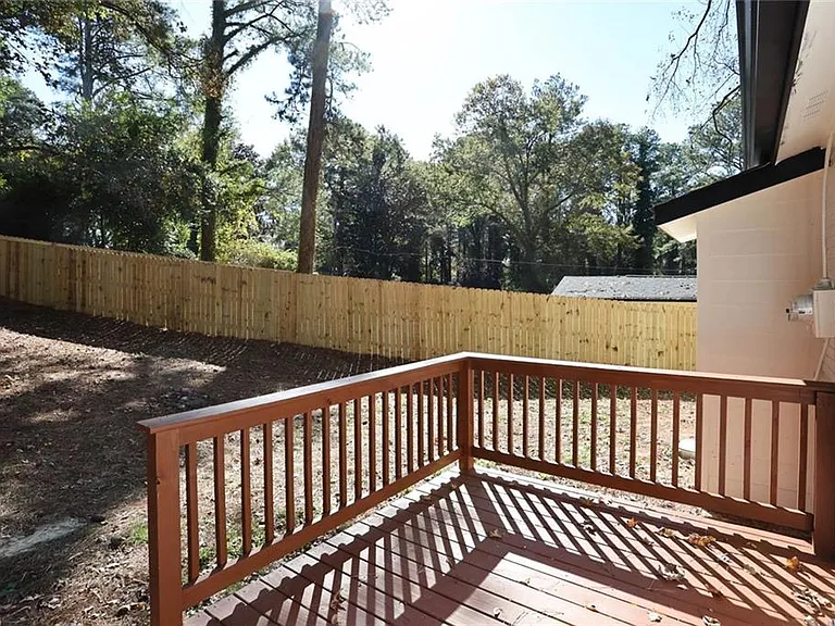 1508 Peachcrest Rd — Photo 23