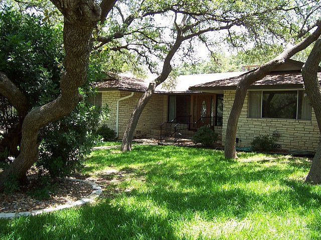 1st image of 26 Laurel Cir