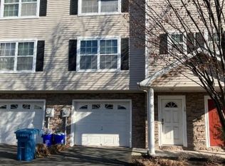 19 Ronald Dr, Somerset, NJ 08873
