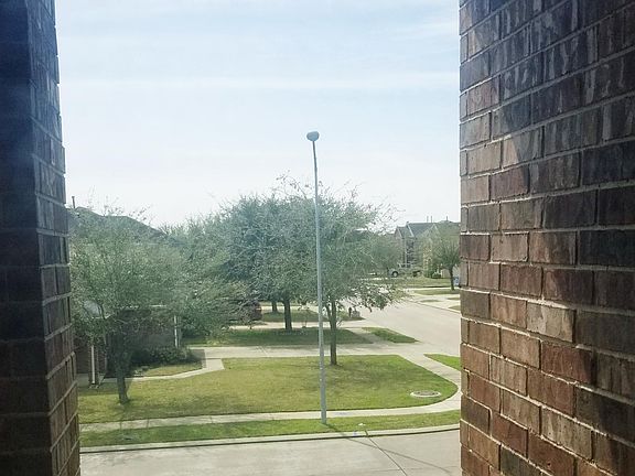 4th image of 19418 Little Pine Ln