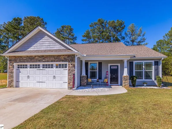 116 Spanish Moss Dr, Williamston, SC 29697