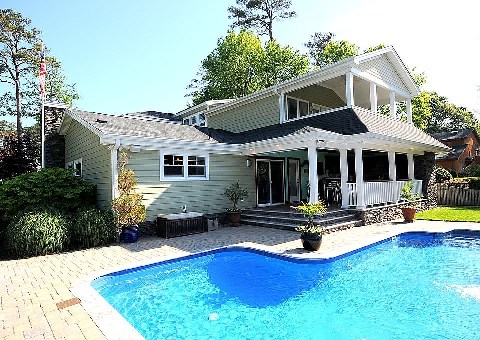 1st image of 601 Cypress Ave