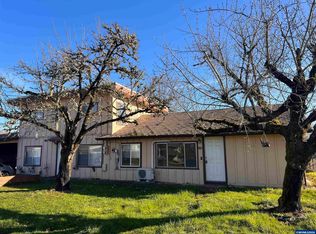 419 S 15th St, Philomath, OR 97370