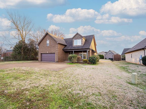 3rd image of 1340 Osborne Ln