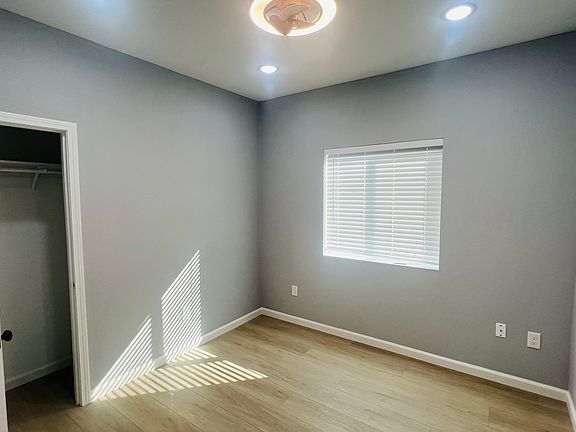3rd image of 420 W Park St