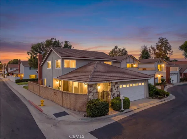 11389 Nayshon Ct, Cypress, CA 90630