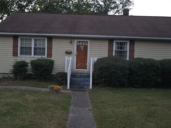 149 Winchester Dr, Hampton, VA 23666