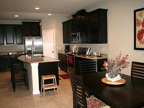 3rd image of 3118 Winglewood Cir