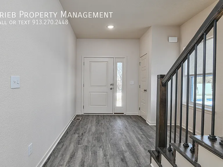 3239 N 103rd Pl #32 — Photo 5