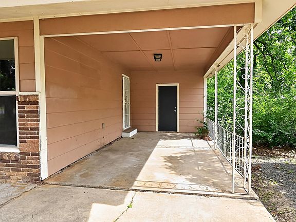 2nd image of 6600 W 32nd St