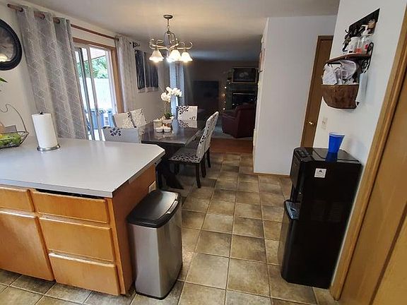 5th image of 10808 NE 80th St
