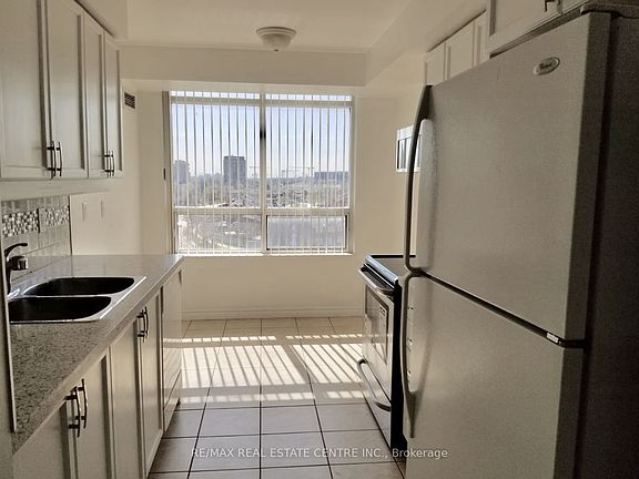 3rd image of 710 Humberwood Blvd #712