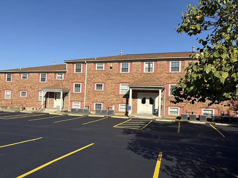 7402 Six Mile Ln #9 — Photo 17