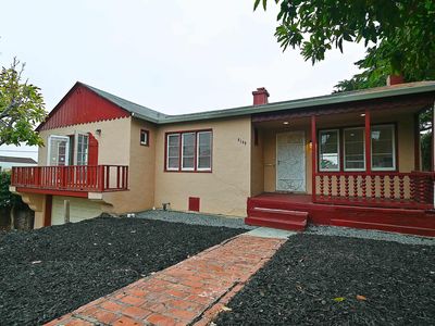6109 Majestic Ave, Oakland, CA, 94605
