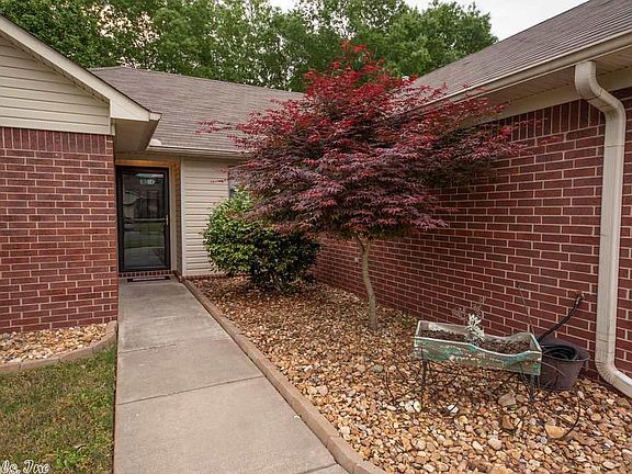2nd image of 1220 Mimosa Dr