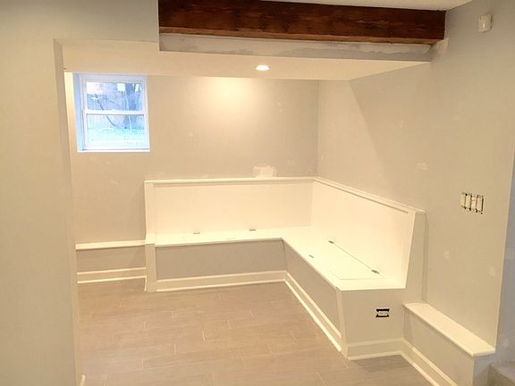 4th image of 1245 N Campbell Ave #1