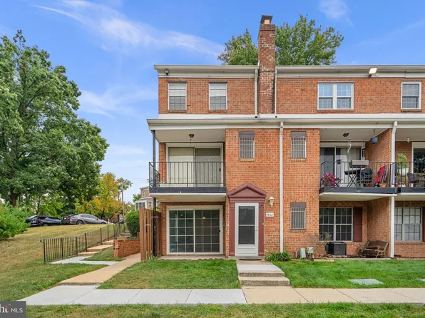 7940 Lakecrest Dr Unit 7940, Greenbelt, MD 20770