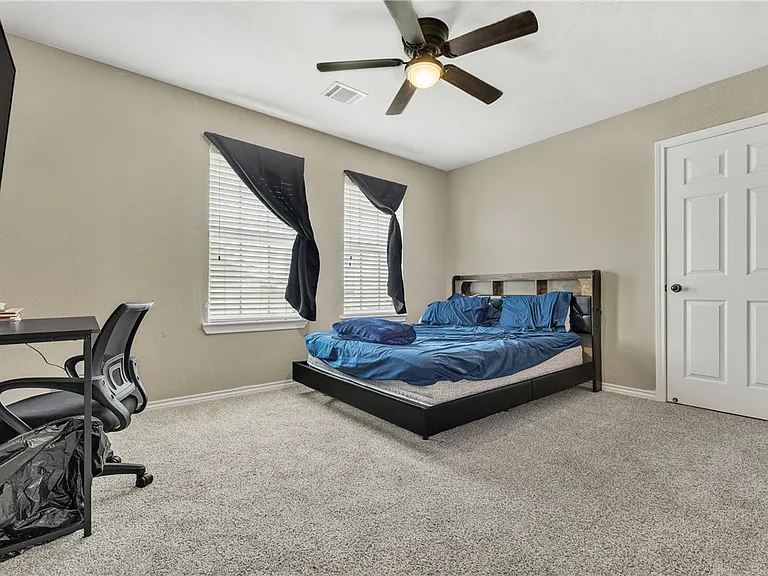 910 Dove Landing Ave — Photo 11