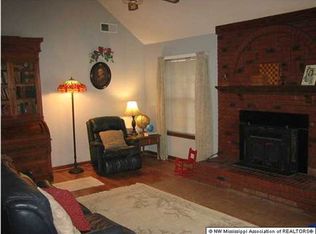 7550 Kelly Cv, Olive Branch, MS 38654