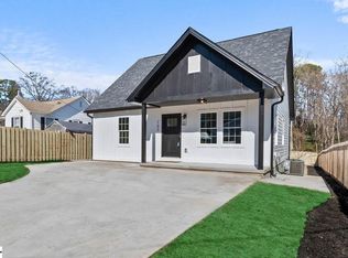 103 Clayton St, Greer, SC 29650