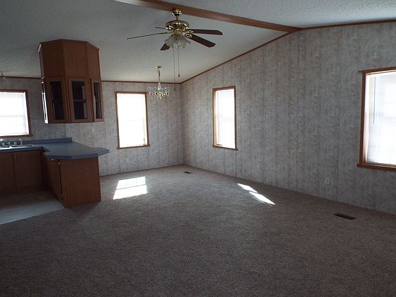 4th image of 1205 Avenue K Ct