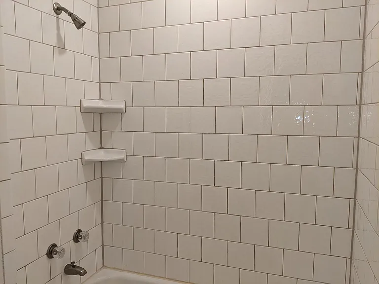 1013 Newport Ave — Photo 13