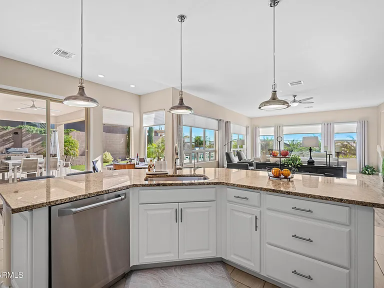 6237 E Bramble Berry Ln — Photo 39