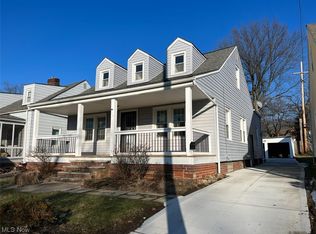 859 Lecona Rd, Cleveland, OH 44121