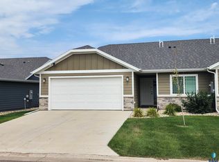6812 W Gresford Pl, Sioux Falls, SD 57106